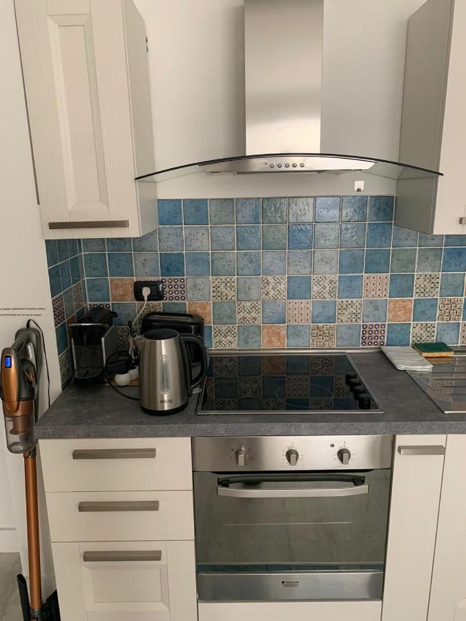 Appartement Poseidon Near Sea Νίκαια Εξωτερικό φωτογραφία