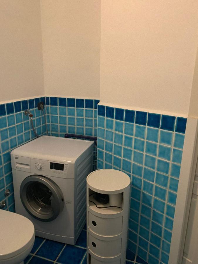 Appartement Poseidon Near Sea Νίκαια Εξωτερικό φωτογραφία